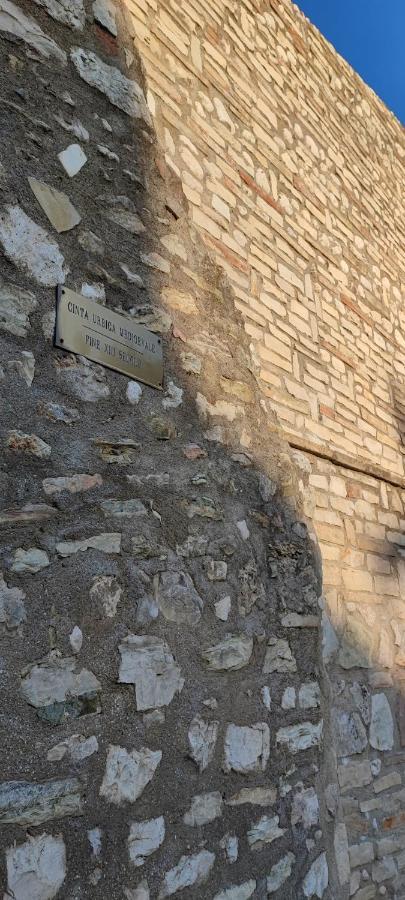 Hotel Domus Fontis Pescaia Spoleto Esterno foto